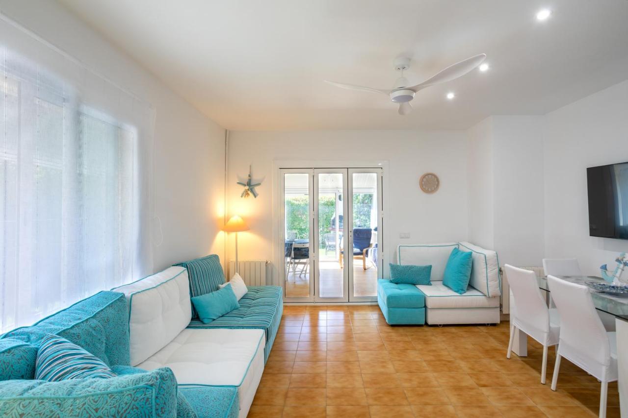Bonita Casa Adosada Con Jardin Privado Y Piscina Comunitaria Calella De Palafrugell Extérieur photo