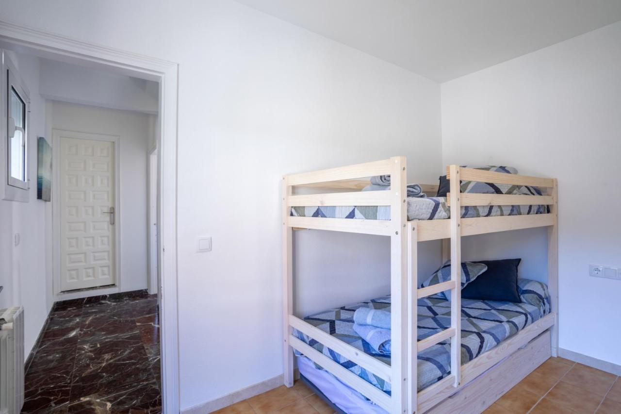 Bonita Casa Adosada Con Jardin Privado Y Piscina Comunitaria Calella De Palafrugell Extérieur photo