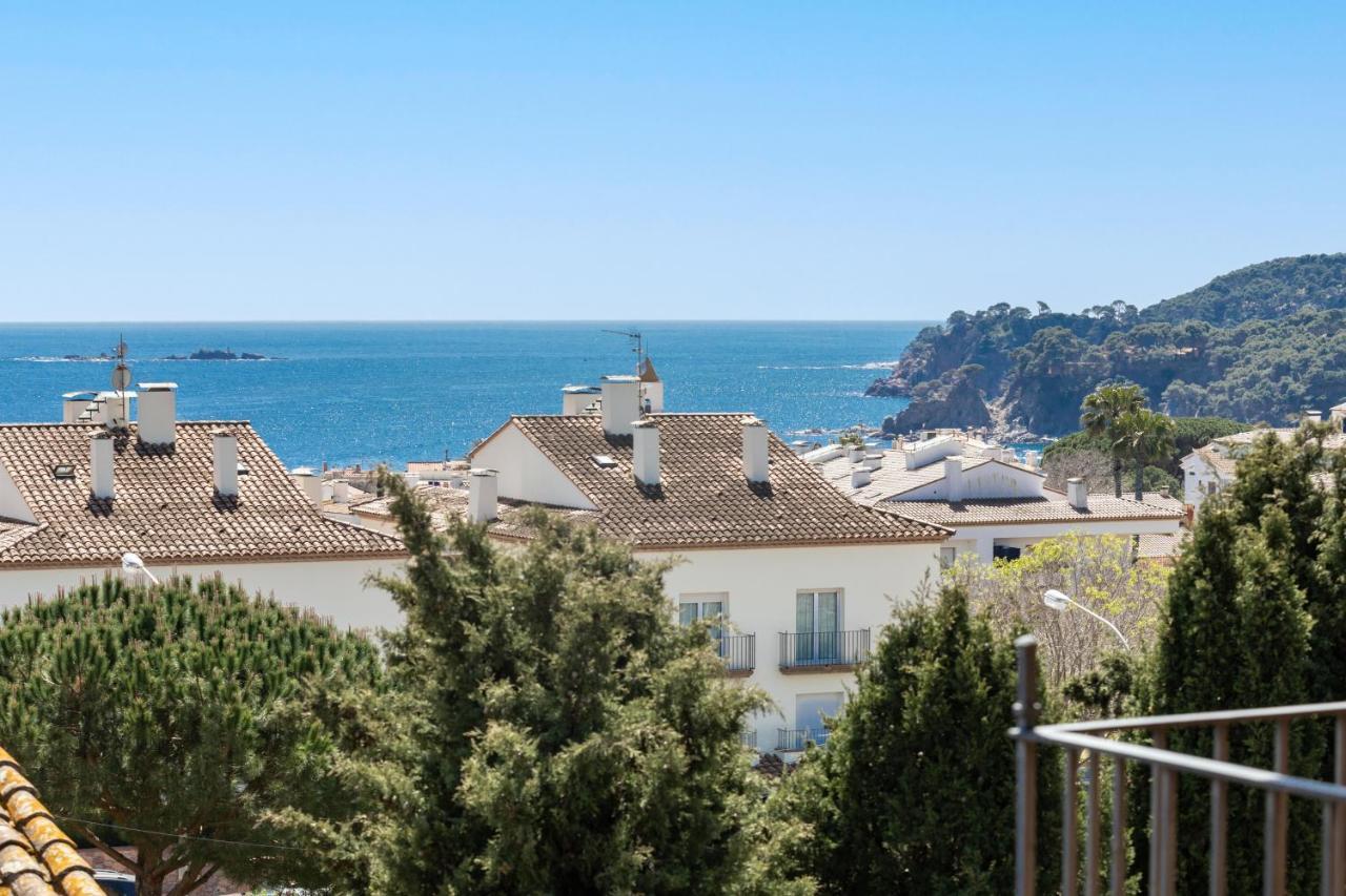 Bonita Casa Adosada Con Jardin Privado Y Piscina Comunitaria Calella De Palafrugell Extérieur photo